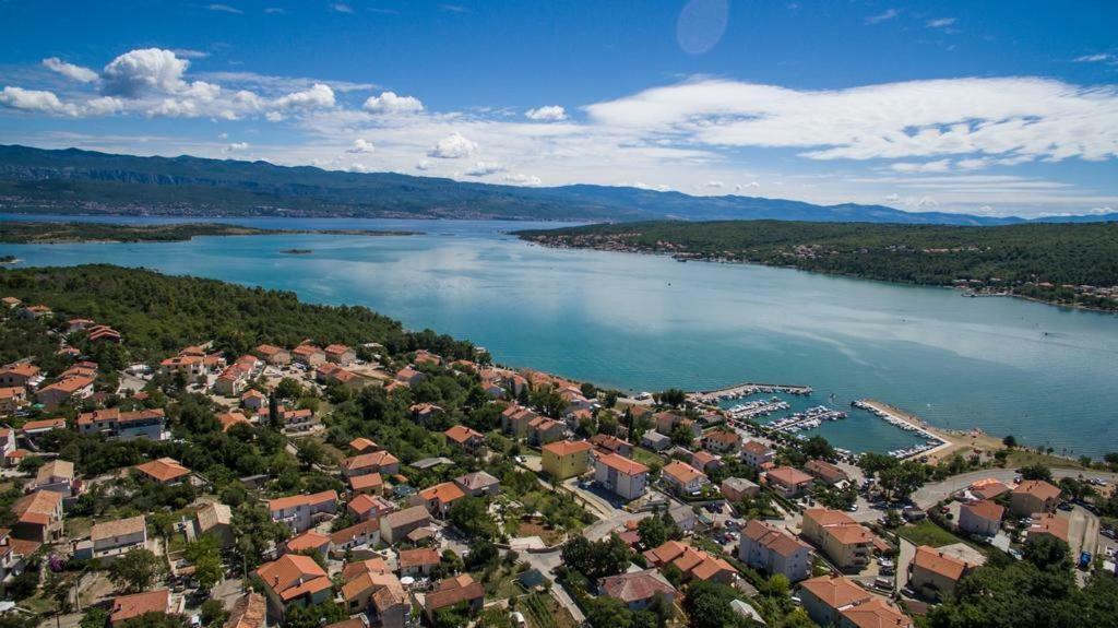 Apartments Ibis Cizici Luaran gambar