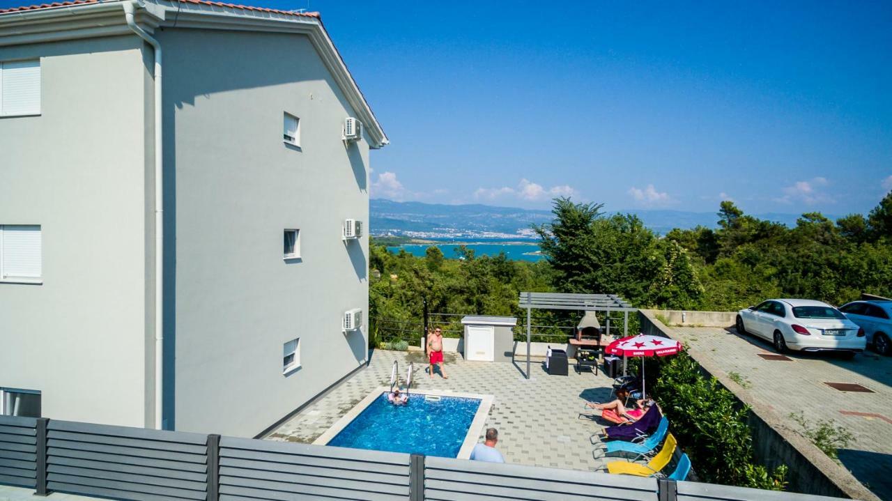 Apartments Ibis Cizici Luaran gambar